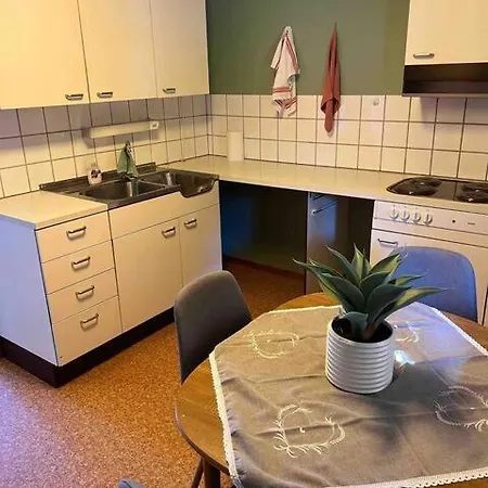 Fin, Enkel Leilighet Med Nydelig Strand I Naerheten *