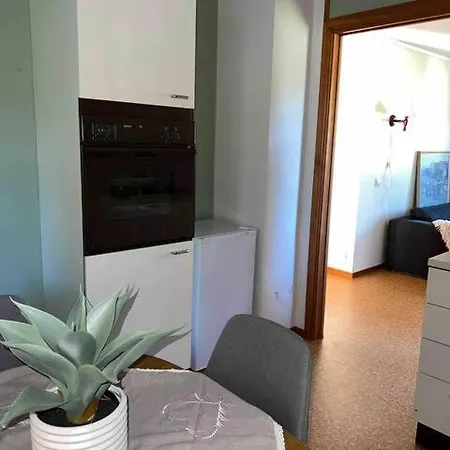 Fin, Enkel Leilighet Med Nydelig Strand I Naerheten Appartement *