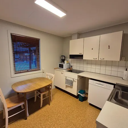 Apartment Fin, Enkel Med Nydelig I Naeromradet
