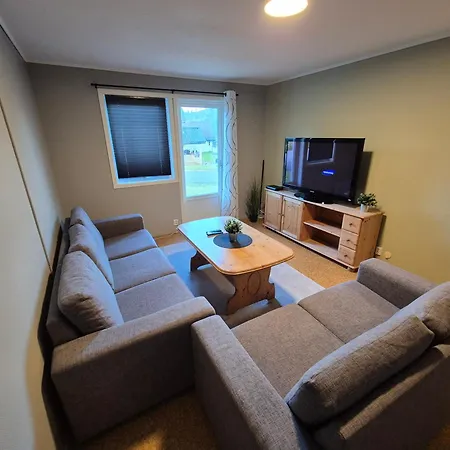 Apartment Fin, Enkel Med Nydelig I Naeromradet *